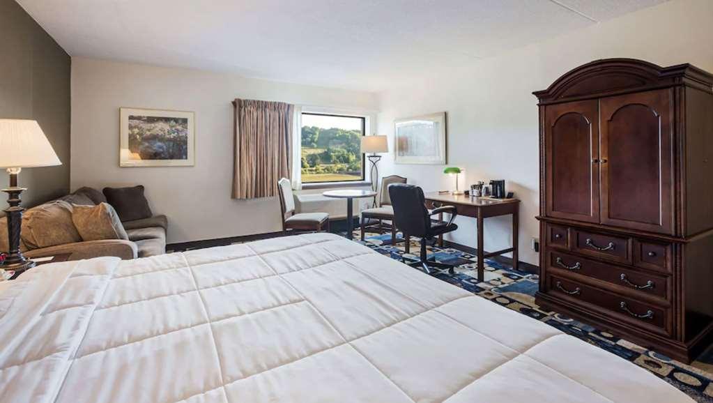 Hampton Inn & Suites Houghton Room photo